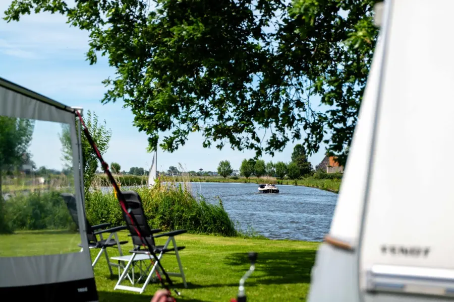 Kamperen aan het water 7
