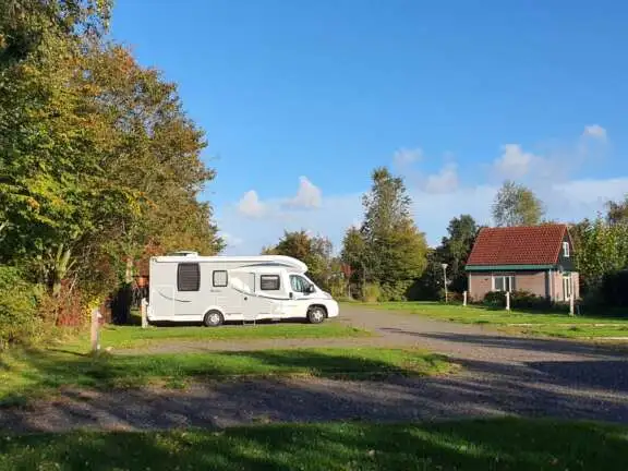 Met de camper op pad in Friesland in de herfst